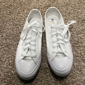 Converse White Sneakers Women's 7.5 Men's 5.5